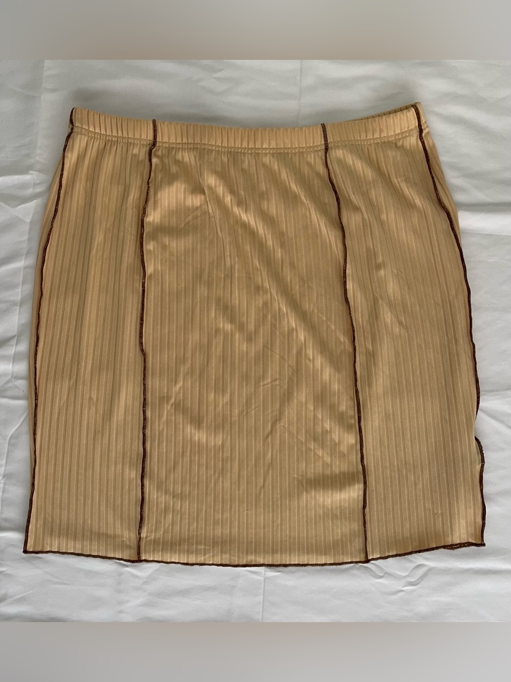 Source Unknown Beige Pinstriped Pencil Skirt with Dark Contrast Seams